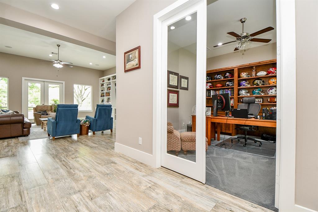 5808 Village Green Drive, Katy, Texas image 17