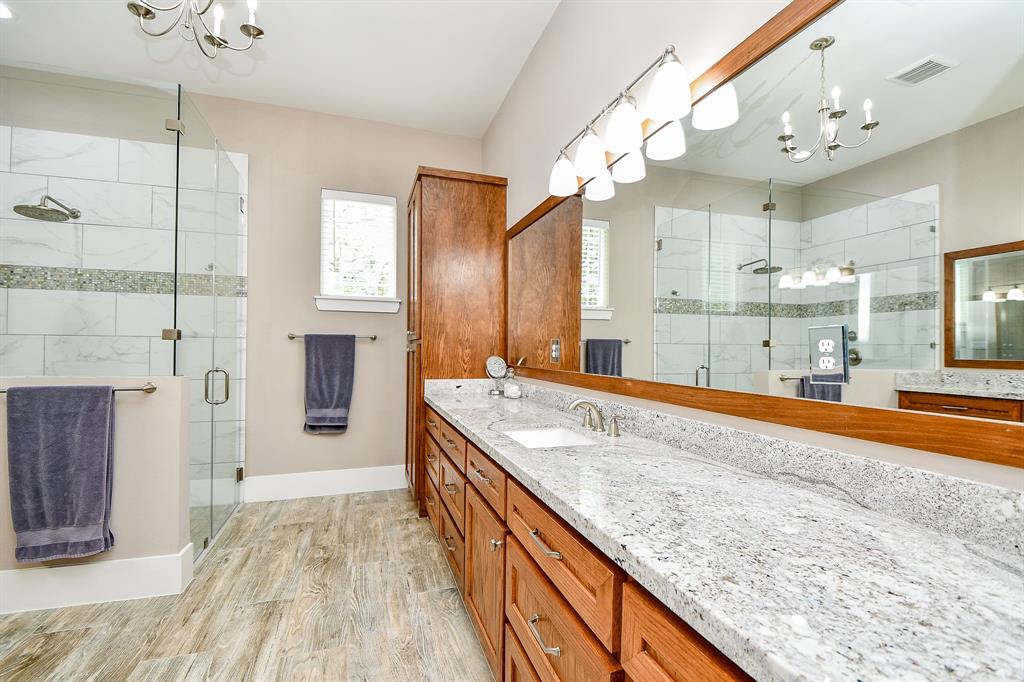 5808 Village Green Drive, Katy, Texas image 31