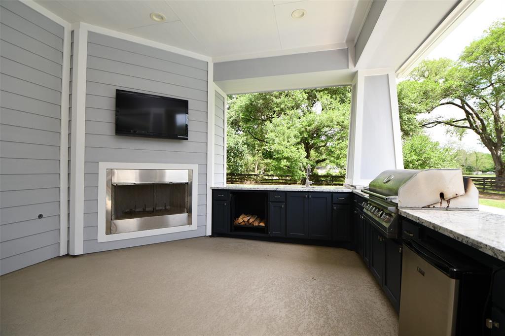 5808 Village Green Drive, Katy, Texas image 13