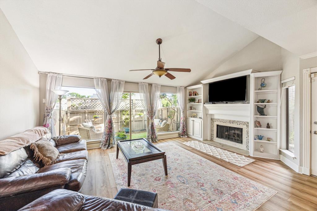 1433 Chardonnay Drive, Houston, Texas image 3