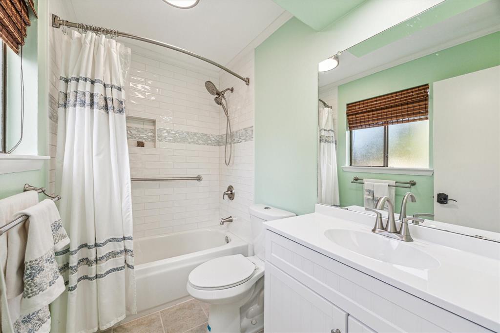 1433 Chardonnay Drive, Houston, Texas image 18