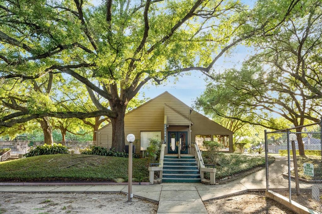 1433 Chardonnay Drive, Houston, Texas image 25