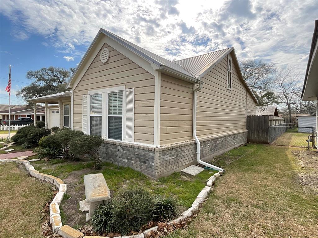 601 N Ridge Street, Hallettsville, Texas image 5