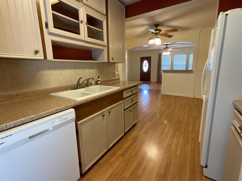 601 N Ridge Street, Hallettsville, Texas image 10