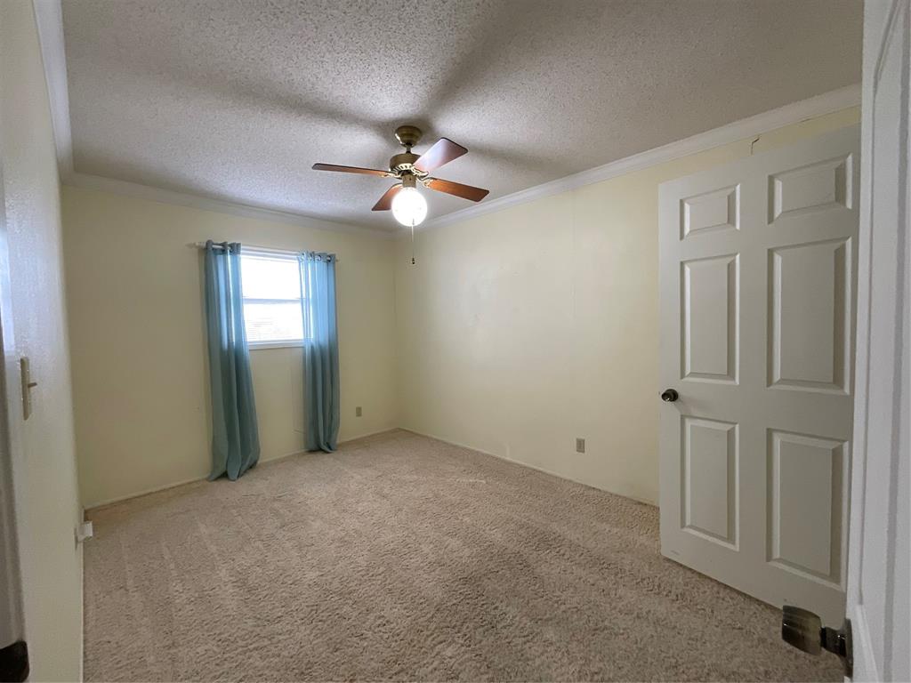 601 N Ridge Street, Hallettsville, Texas image 26