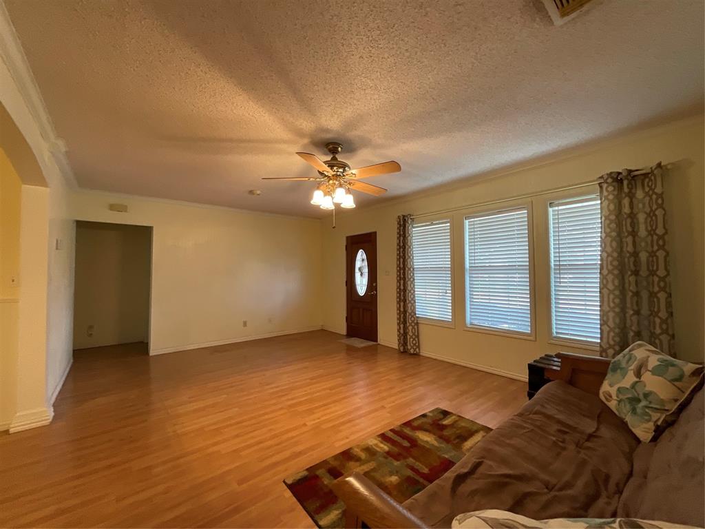 601 N Ridge Street, Hallettsville, Texas image 17