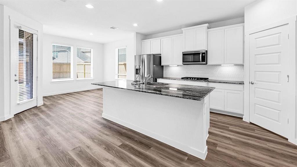 4033 Green Anjou Lane