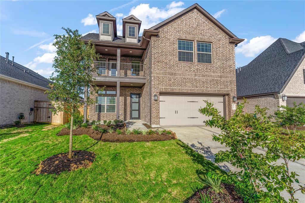 4207 Maple Glen Drive
