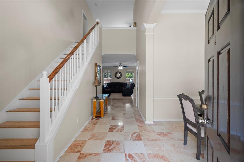 3923 Shadow Cove Drive, Houston, Texas image 5