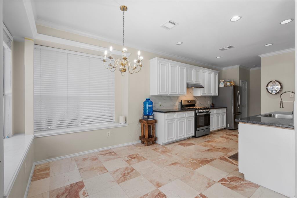 3923 Shadow Cove Drive, Houston, Texas image 14