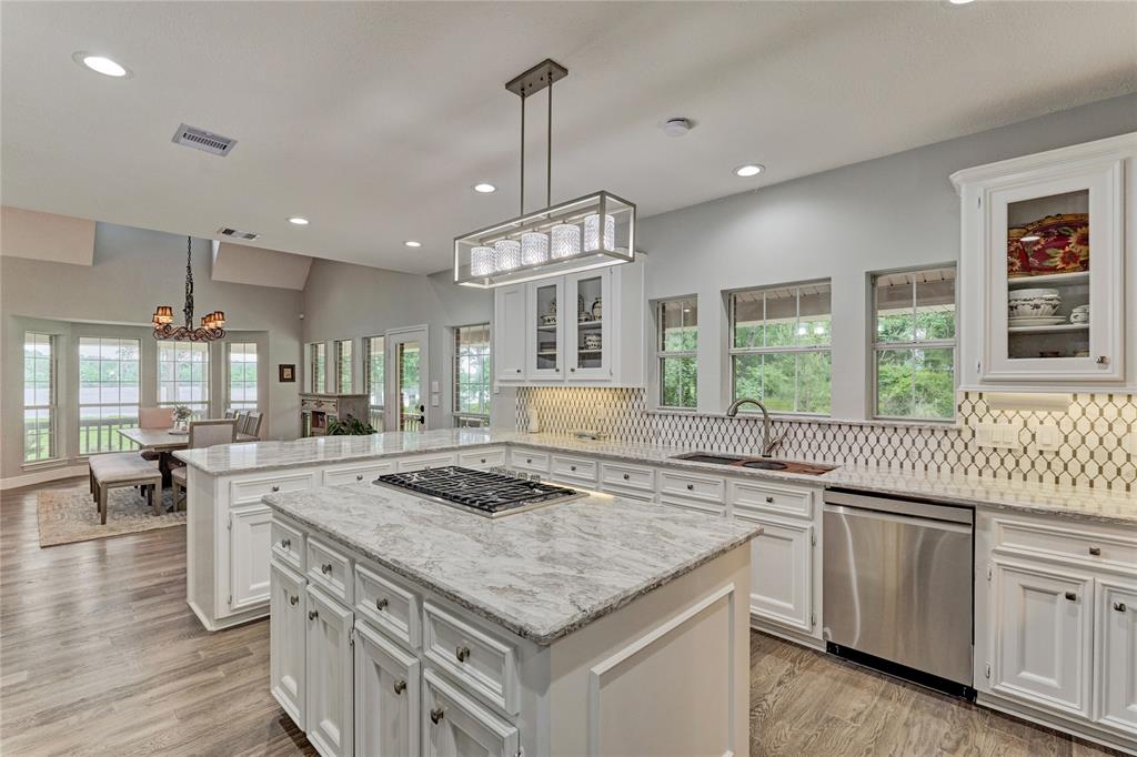 15050 Lake Paula Drive, Willis, Texas image 22