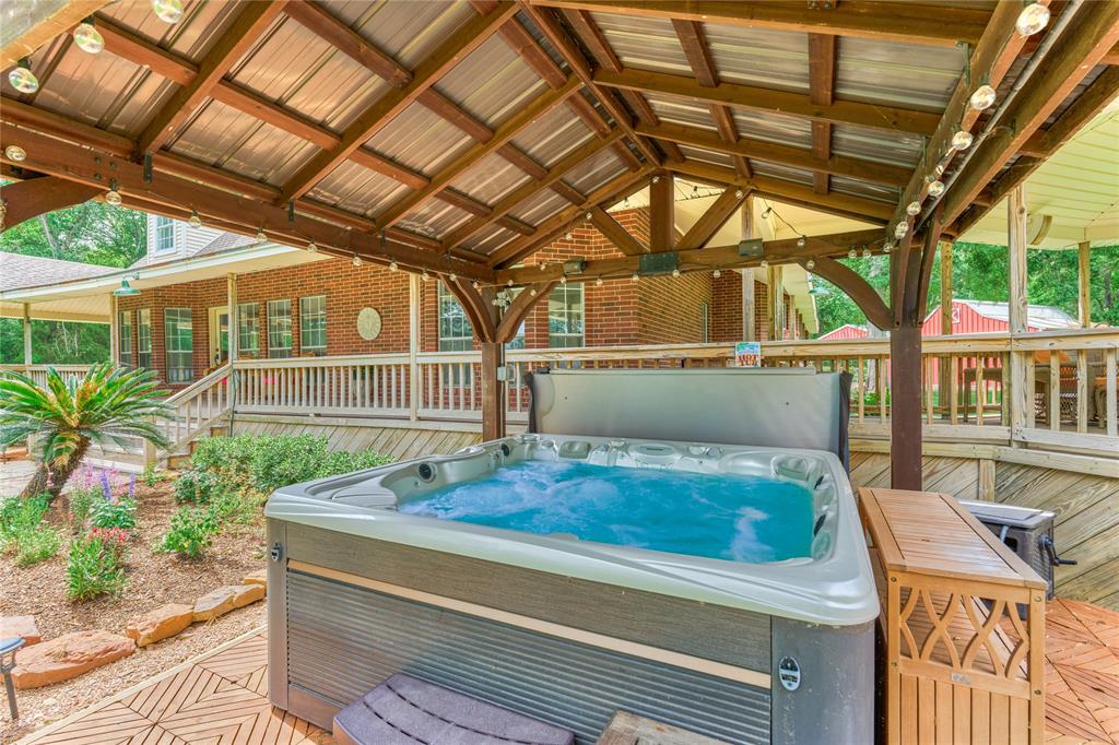 15050 Lake Paula Drive, Willis, Texas image 11