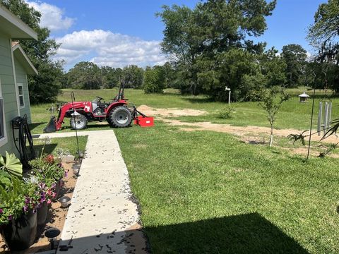 Single Family Residence in Trinity TX 100 Fairway Drive 9.jpg