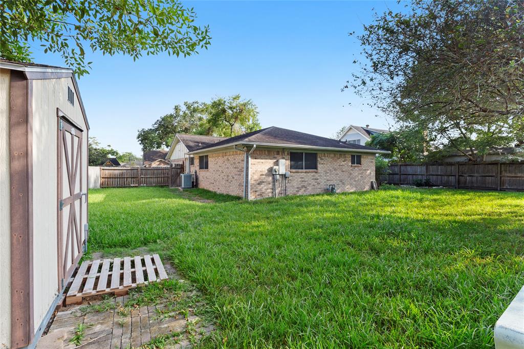 5014 Groveton Lane, Pearland, Texas image 21