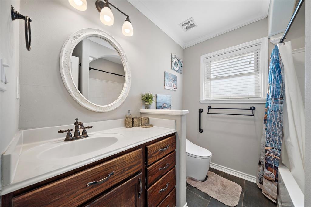 28 Manor Way, Galveston, Texas image 18
