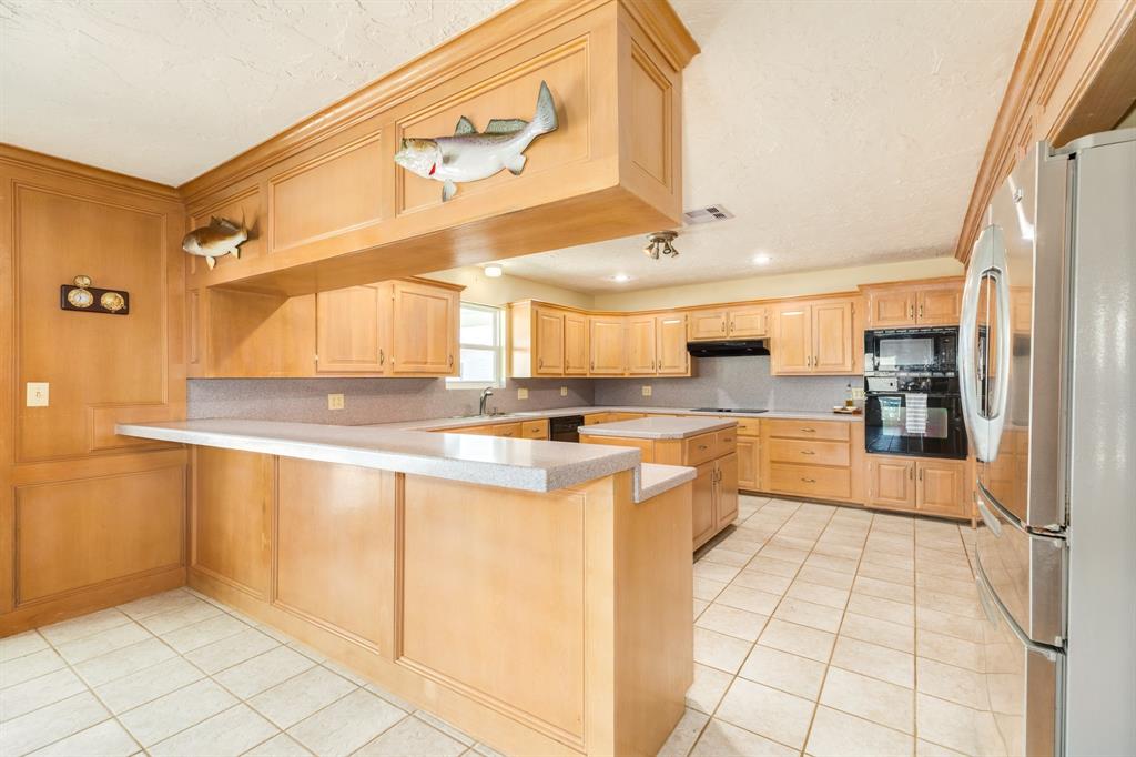 247 Schooner Drive, Freeport, Texas image 15