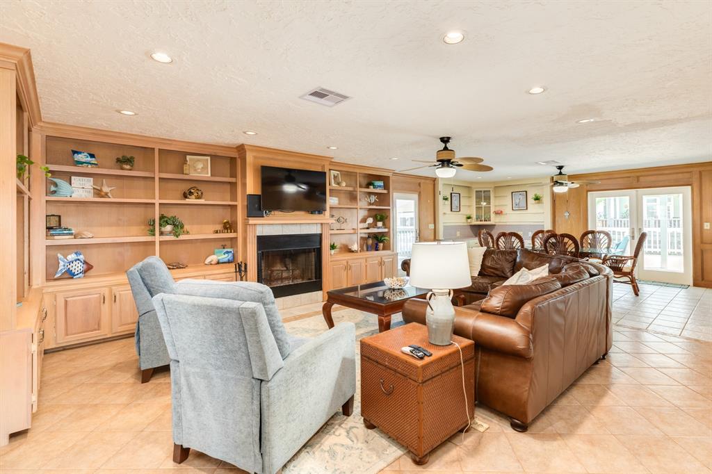 247 Schooner Drive, Freeport, Texas image 12