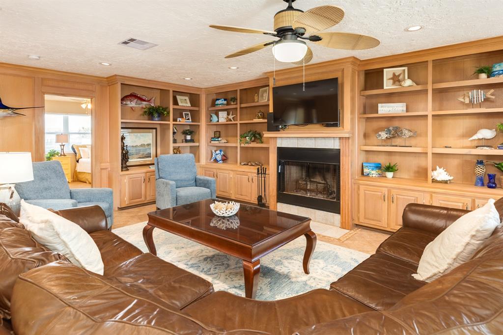 247 Schooner Drive, Freeport, Texas image 10