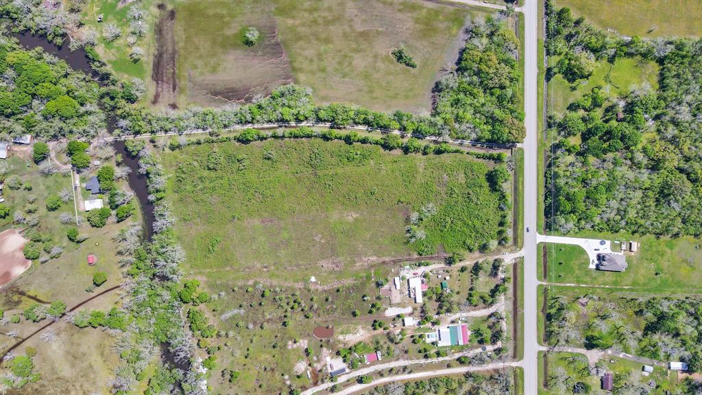 1720 W FM 1462
