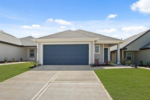 Photo of 9227 Grace Ridge Drive, Willis, TX 77318 (MLS # 48954655)