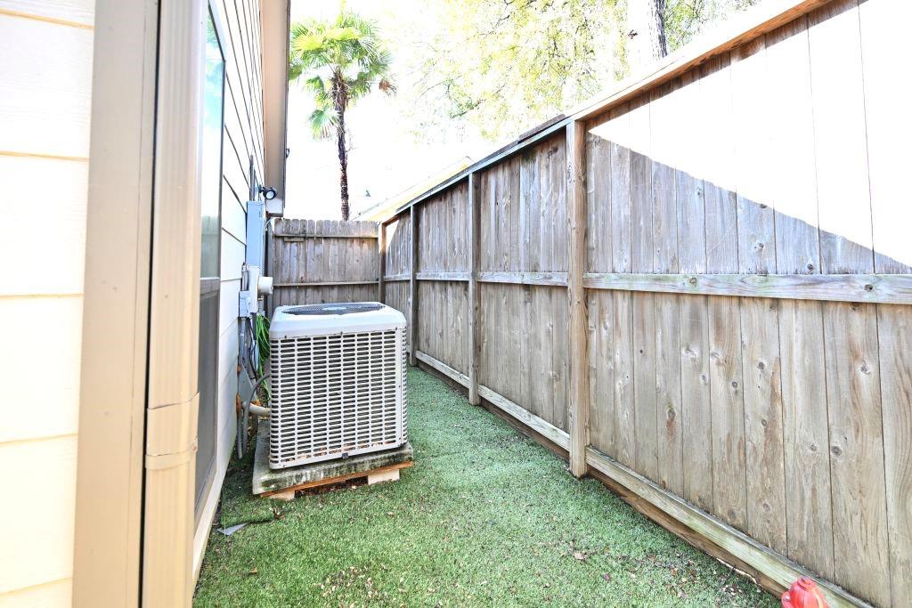 12965 Kingsbridge Lane, Houston, Texas image 18