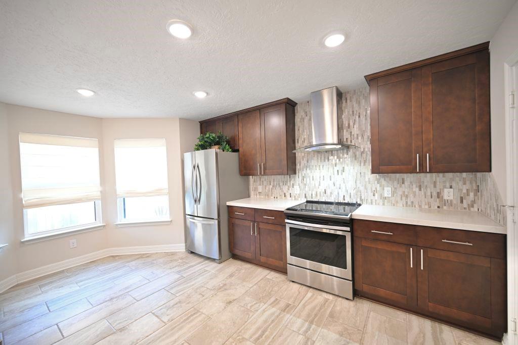 12965 Kingsbridge Lane, Houston, Texas image 6