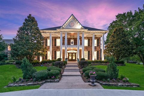 650 Oak Drive Friendswood TX 77546