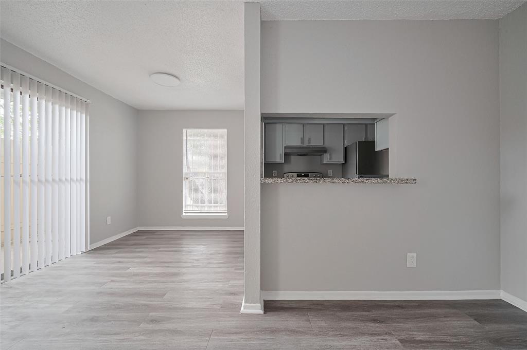 12615 Brookglade Circle Cir #107, Houston, Texas image 2