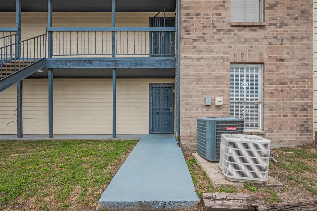 12615 Brookglade Circle Cir #107, Houston, Texas image 23