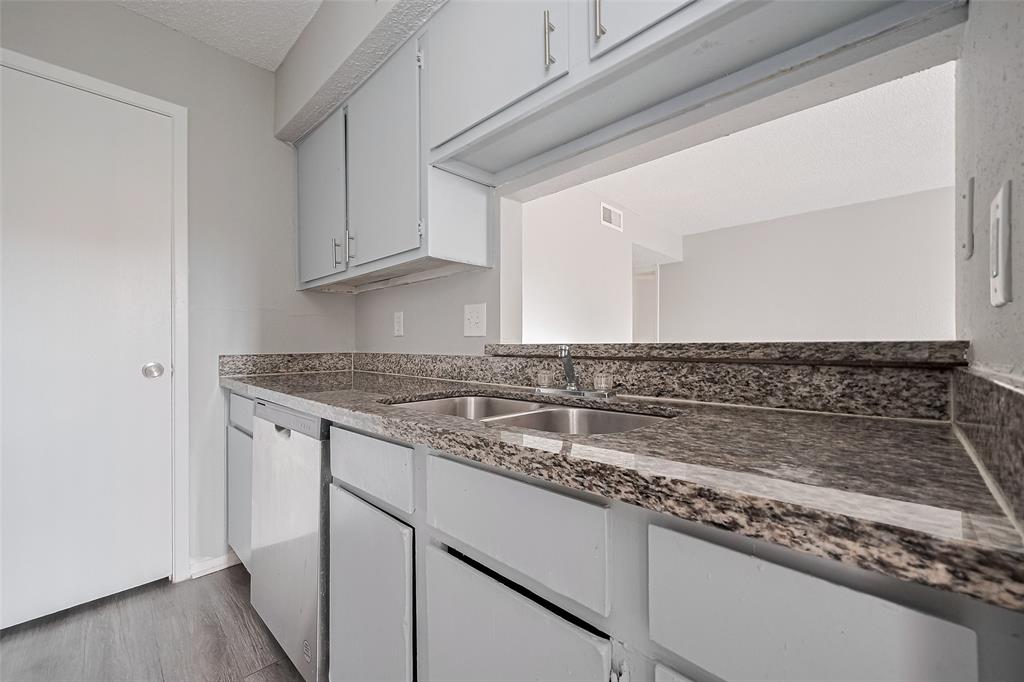 12615 Brookglade Circle Cir #107, Houston, Texas image 6