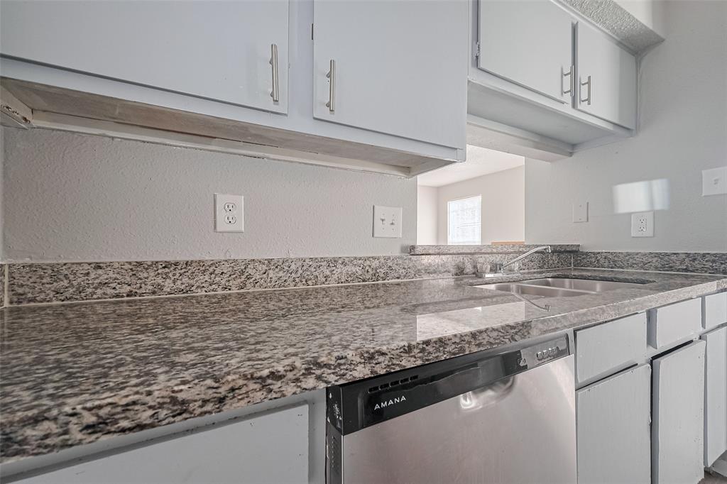 12615 Brookglade Circle Cir #107, Houston, Texas image 7