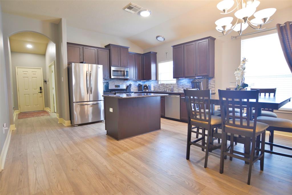 6743 Hidden Colony Lane, Dickinson, Texas image 5