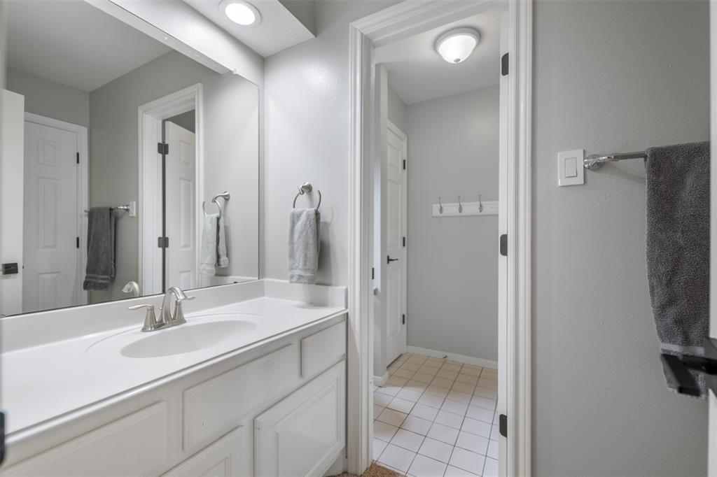 2215 Bens View Trail, Kingwood, Texas image 21