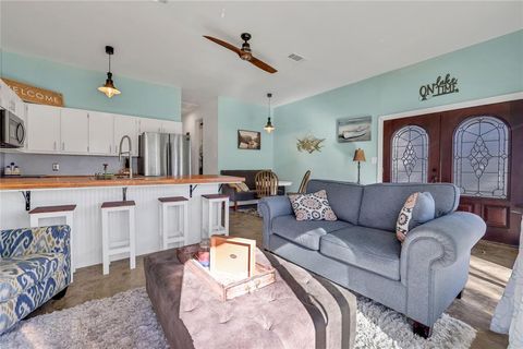 Photo of 101 Harbour Row Drive, Coldspring, TX 77331 (MLS # 87288036)