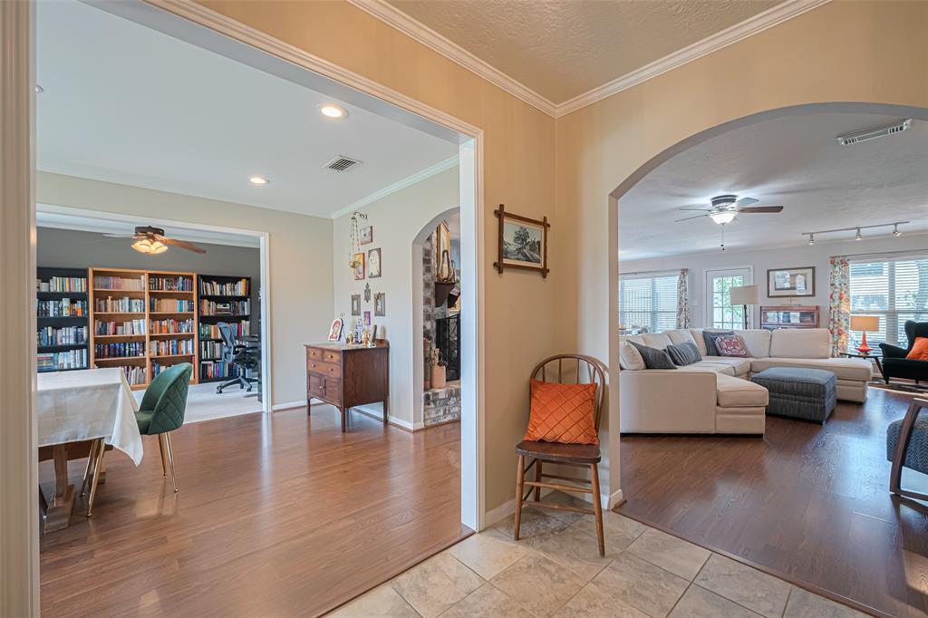 2822 Manila Lane, Houston, Texas image 11