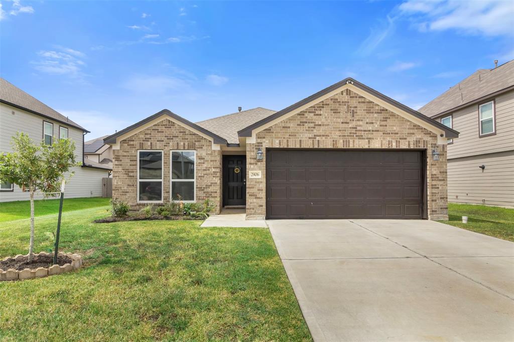 2906 Silverhorn Lane, Rosenberg, Texas image 1