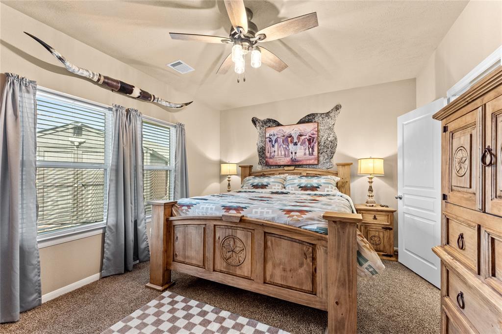 117 Mustang Stampede Drive, La Marque, Texas image 15