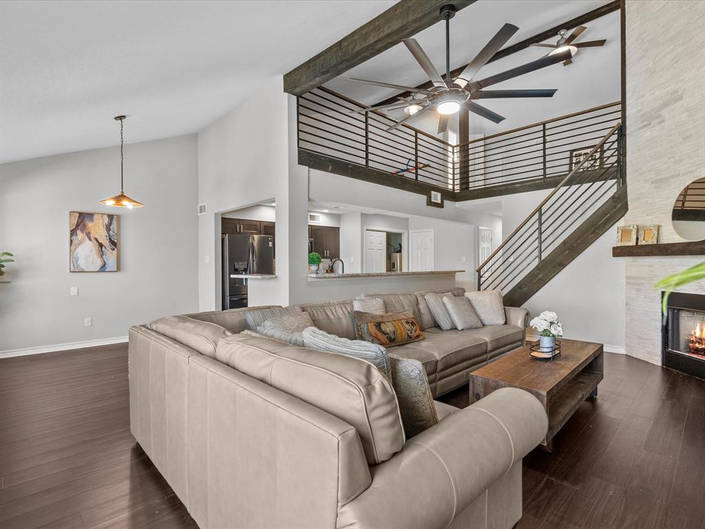 53 Hideaway Drive #53, Friendswood, Texas image 5