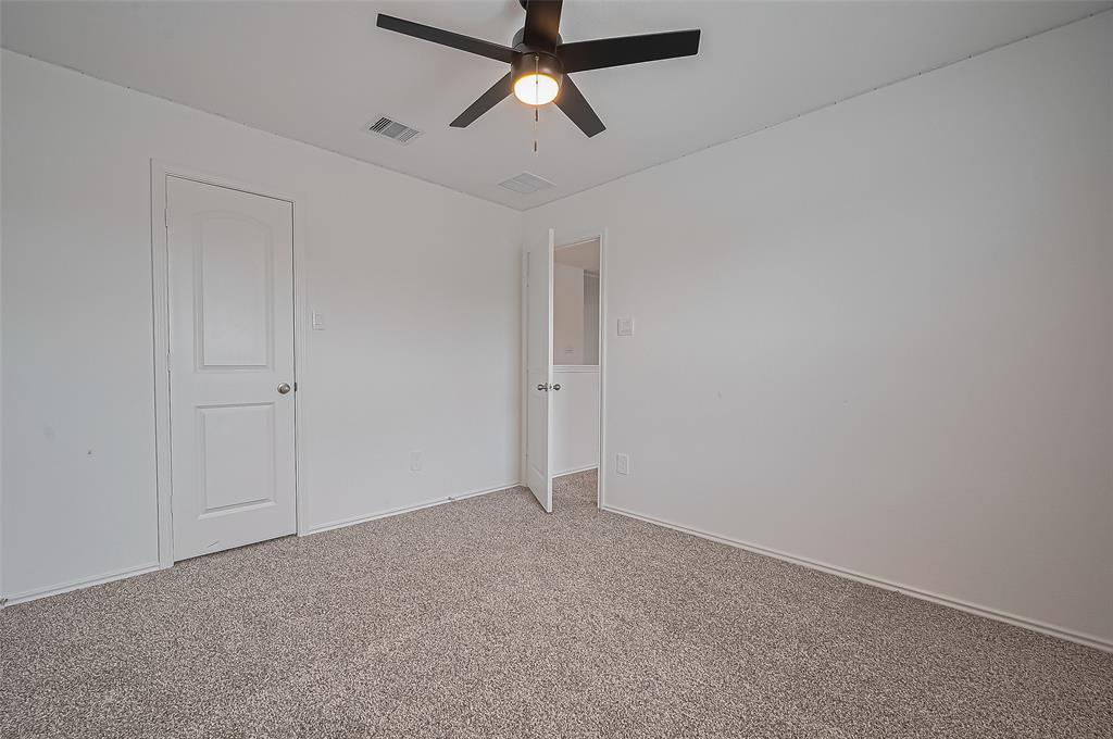 5422 Evergreen Heights Lane, Spring, Texas image 19