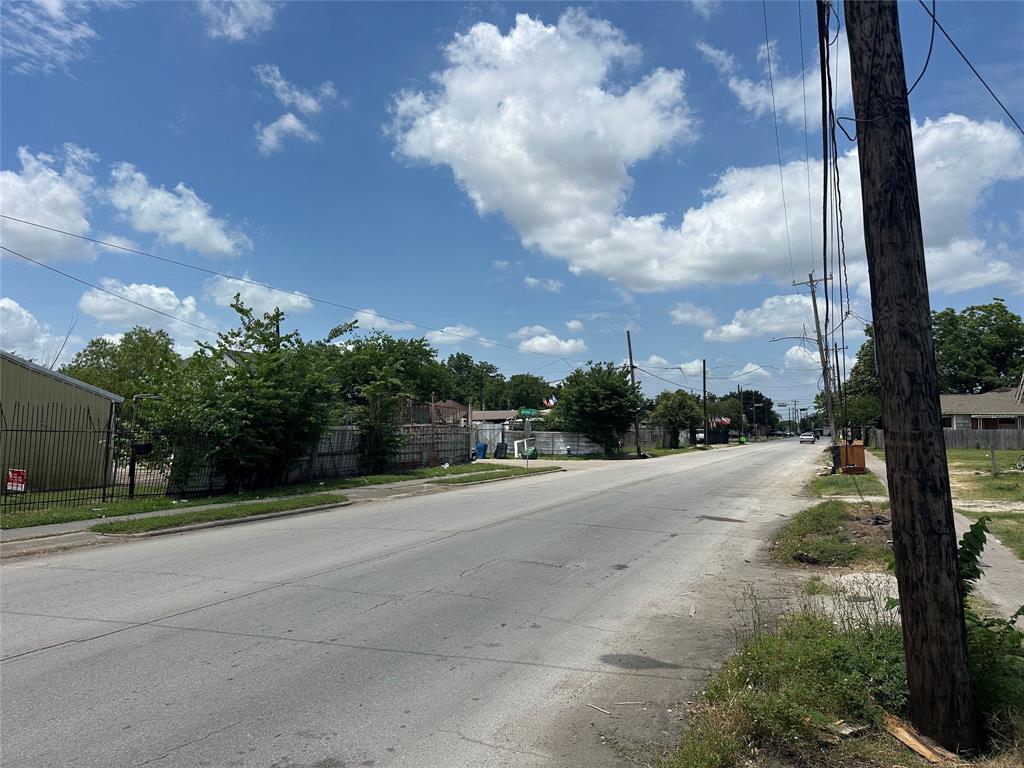 3704 Liberty Road, Houston, Texas image 2