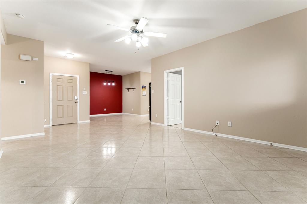 5211 La Rocco Way, Alvin, Texas image 5