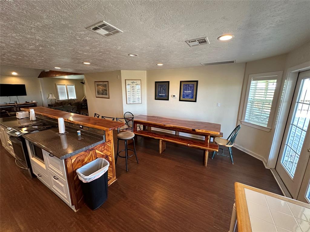 4406 E Bay Drive, Port Bolivar, Texas image 13