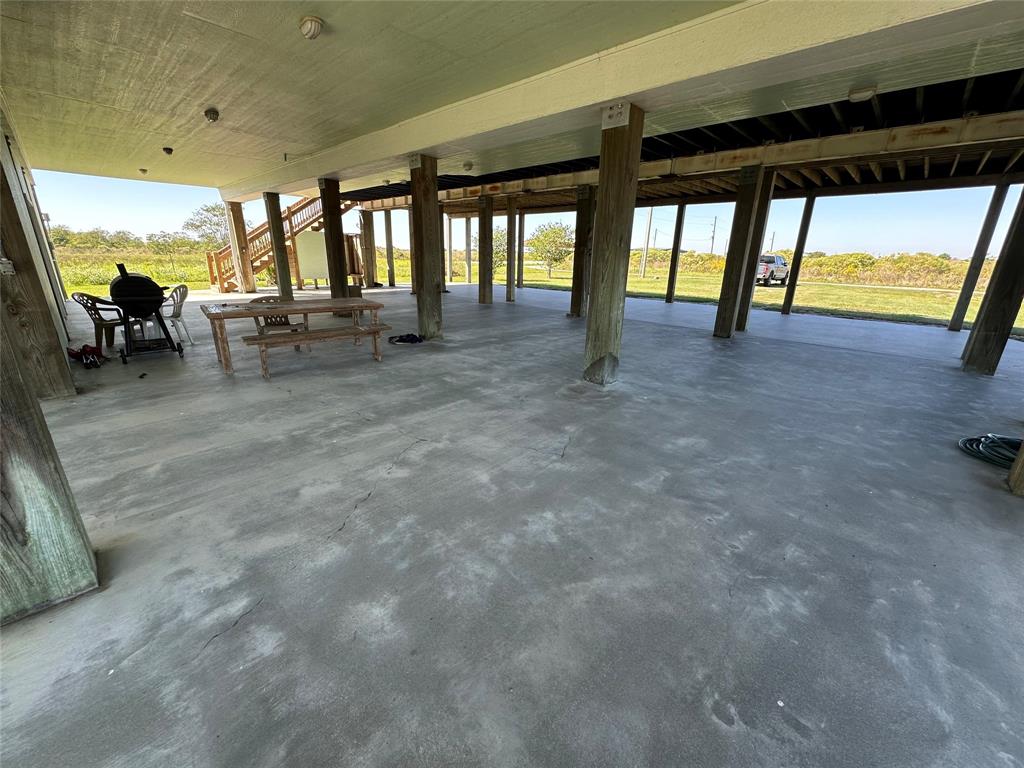 4406 E Bay Drive, Port Bolivar, Texas image 7