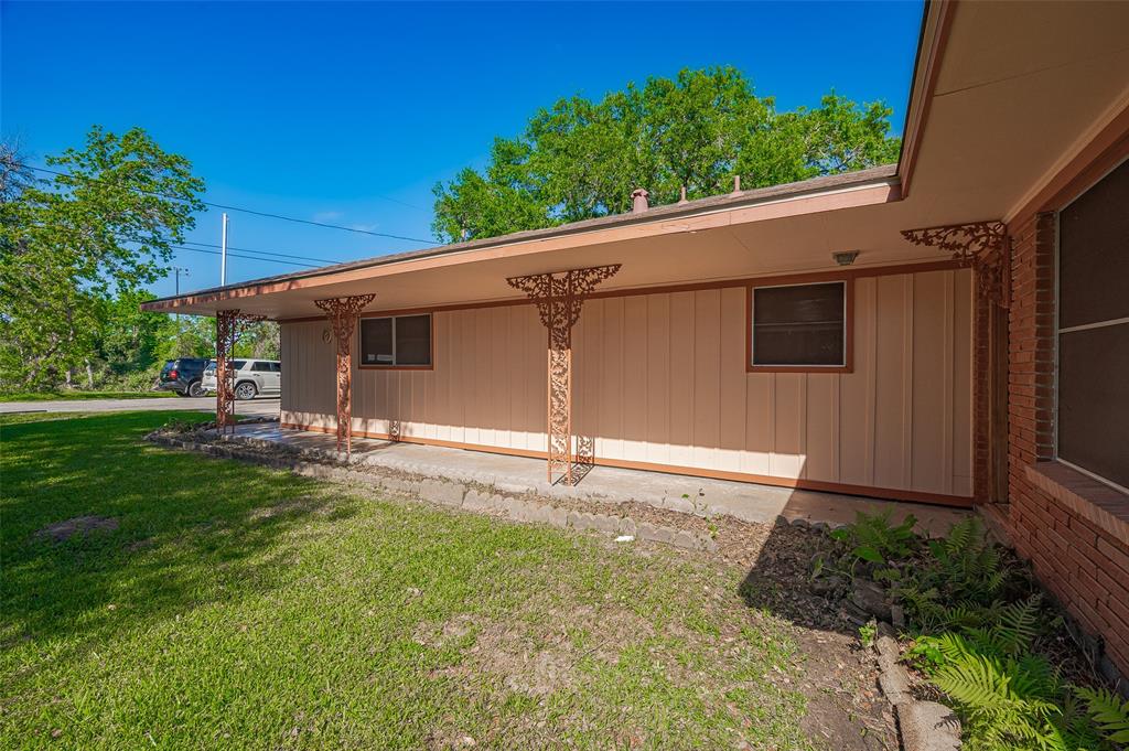 2828 Duberry Street, Bay City, Texas image 48