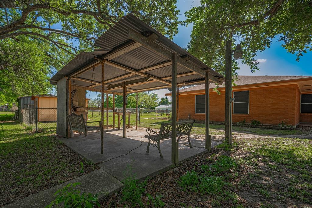 2828 Duberry Street, Bay City, Texas image 38