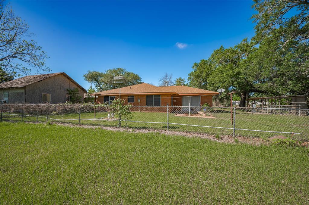 2828 Duberry Street, Bay City, Texas image 43