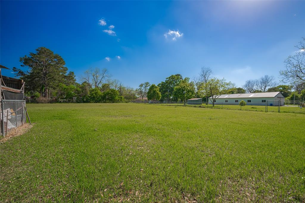 2828 Duberry Street, Bay City, Texas image 41