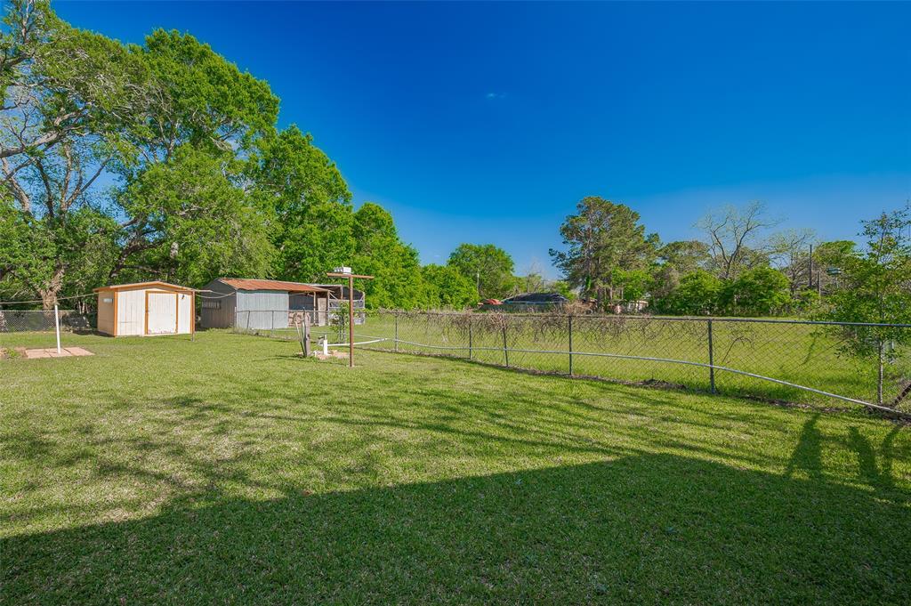 2828 Duberry Street, Bay City, Texas image 47