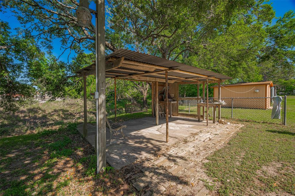 2828 Duberry Street, Bay City, Texas image 37