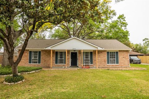 2014 Westlake Road Houston TX 77062